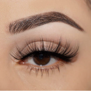 The "Fifth Avenue" Lash